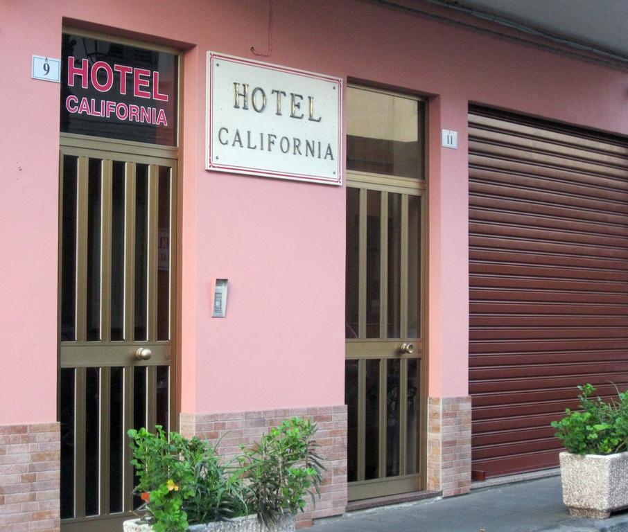 Hotel California Μιλάτσο Εξωτερικό φωτογραφία
